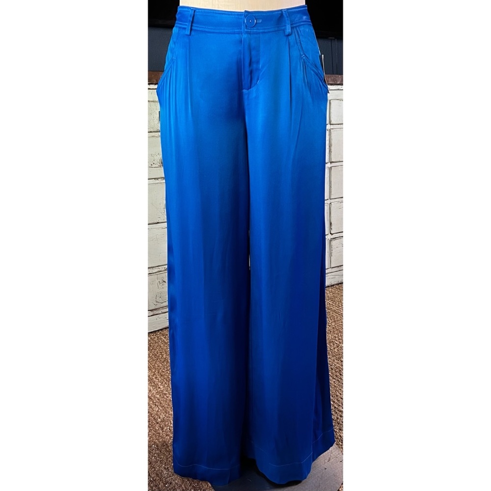 Anthropologie Low Rise Pleated Trousers Pants 00 RUN VERY LARGE